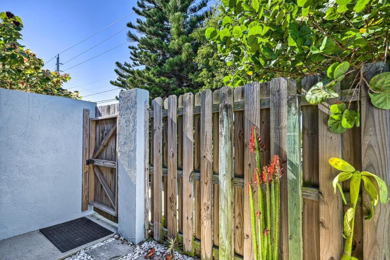 Cape Canaveral Home With Balcony Walk To Beach Eksteriør bilde